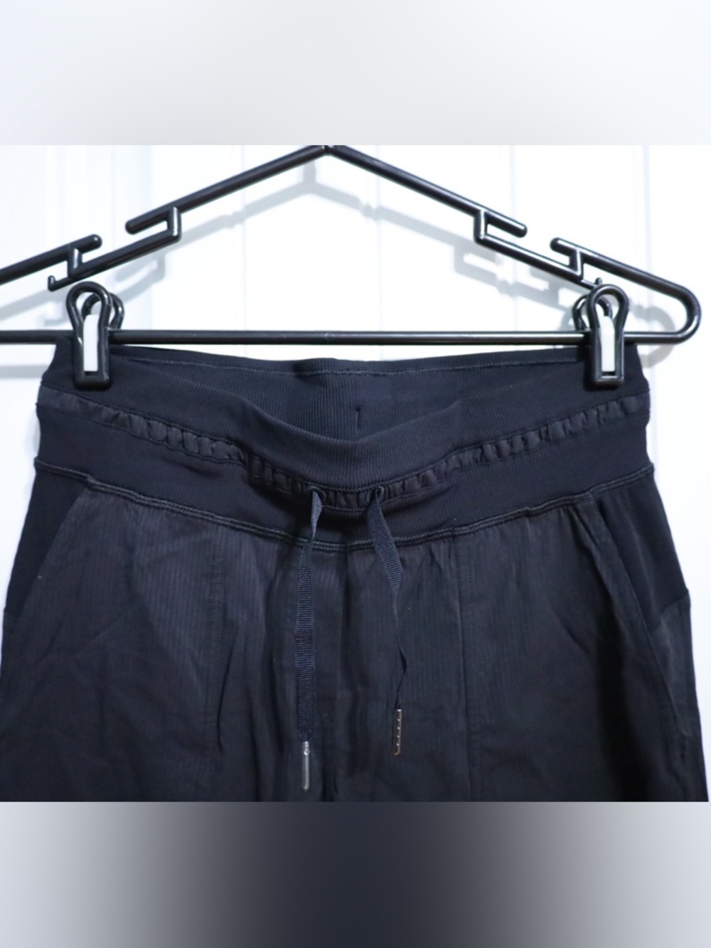 Lululemon Dance Studio Crop *25" Black Womens Size 4 - Picture 4 of 10